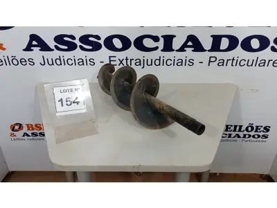 LOTE 154 - 01 BROCA PERFURADOR DE SOLO. (NO ESTADO, NÃO SABEMOS SE FUNCIONA. LEILÃO NÃO TEM GARANTIA E NEM DEVOLUÇÃO, SUJEITO A POSSÍVEIS AVARIAS VISÍVEIS/OCULTAS E/OU AUSÊNCIA DE COMPONENTES)