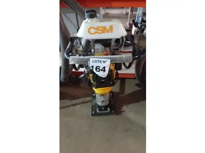 LOTE 164 - 01 COMPACTADOR DE SOLO CSM 73 RENTAL MOTOR STARK. (NO ESTADO, NÃO SABEMOS SE FUNCIONA. LEILÃO NÃO TEM GARANTIA E NEM DEVOLUÇÃO, SUJEITO A POSSÍVEIS AVARIAS VISÍVEIS/OCULTAS E/OU AUSÊNCIA DE COMPONENTES)