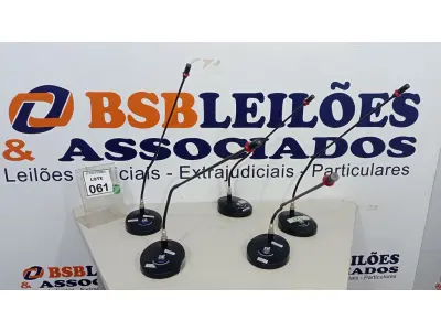 LOTE 061 - 05 MICROFONES DE MESA. (NO ESTADO) ATENÇÃO! FAZER A VISITAÇÃO ANTES DE ARREMATAR, NÃO SABEMOS SE FUNCIONA, LEILÃO NÃO TEM GARANTIA E NEM DEVOLUÇÃO, SUJEITO A POSSÍVEIS AVARIAS VISÍVEIS/OCULTAS E/OU AUSÊNCIA DE COMPONENTES.