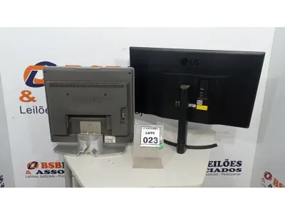 LOTE 023 - 01 MONITOR LCD 32’’ MARCA LG E 01 MONITOR TV MARCA PHILIPS. (NO ESTADO) ATENÇÃO! FAZER A VISITAÇÃO ANTES DE ARREMATAR, NÃO SABEMOS SE FUNCIONA, LEILÃO NÃO TEM GARANTIA E NEM DEVOLUÇÃO, SUJEITO A POSSÍVEIS AVARIAS VISÍVEIS/OCULTAS E/OU AUSÊNCIA DE COMPONENTES.
