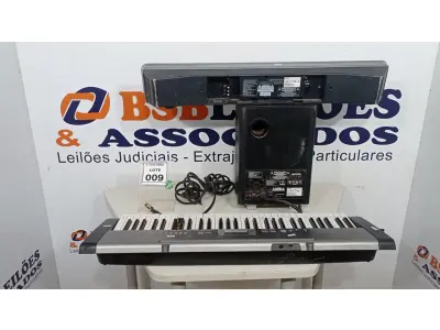 LOTE 009 - 01 HOME THEATER SOUND BAR MARCA PHILIPS E 01 TECLADO MUSICAL. (NO ESTADO) ATENÇÃO! FAZER A VISITAÇÃO ANTES DE ARREMATAR, NÃO SABEMOS SE FUNCIONA, LEILÃO NÃO TEM GARANTIA E NEM DEVOLUÇÃO, SUJEITO A POSSÍVEIS AVARIAS VISÍVEIS/OCULTAS E/OU AUSÊNCIA DE COMPONENTES.