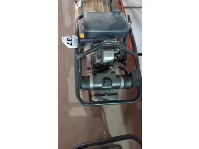 LOTE 137 - 01 COMPACTADOR DE SOLO MENEGOTTI RAM 75 GASOLINA. (NO ESTADO, NÃO SABEMOS SE FUNCIONA. LEILÃO NÃO TEM GARANTIA E NEM DEVOLUÇÃO, SUJEITO A POSSÍVEIS AVARIAS VISÍVEIS/OCULTAS E/OU AUSÊNCIA DE COMPONENTES)
