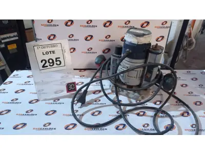 LOTE 295 - 01 TUPIA BOSH GOF/GFF 1600 CE. (NO ESTADO) ATENÇÃO! FAZER A VISITAÇÃO ANTES DE ARREMATAR, NÃO SABEMOS SE FUNCIONA, LEILÃO NÃO TEM GARANTIA E NEM DEVOLUÇÃO, SUJEITO A POSSÍVEIS AVARIAS VISÍVEIS/OCULTAS E/OU AUSÊNCIA DE COMPONENTES.