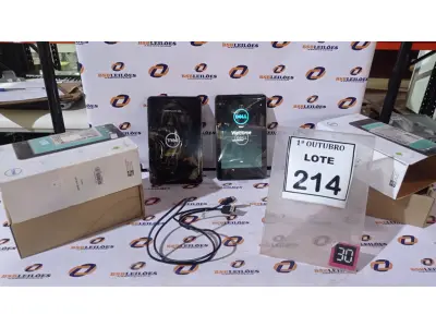 LOTE 214 - 02 TABLETS MODELO VENUE 7 16GB TELA HD 7’’ MARCA DELL. (NO ESTADO) ATENÇÃO! FAZER A VISITAÇÃO ANTES DE ARREMATAR, NÃO SABEMOS SE FUNCIONA, LEILÃO NÃO TEM GARANTIA E NEM DEVOLUÇÃO, SUJEITO A POSSÍVEIS AVARIAS VISÍVEIS/OCULTAS E/OU AUSÊNCIA DE COMPONENTES.