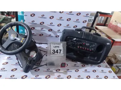 LOTE 347 - 01 VOLANTE GAMER E 01 CAIXA DE SOM AMPLIFICADA. (NO ESTADO) ATENÇÃO! FAZER A VISITAÇÃO ANTES DE ARREMATAR, NÃO SABEMOS SE FUNCIONA, LEILÃO NÃO TEM GARANTIA E NEM DEVOLUÇÃO, SUJEITO A POSSÍVEIS AVARIAS VISÍVEIS/OCULTAS E/OU AUSÊNCIA DE COMPONENTES.