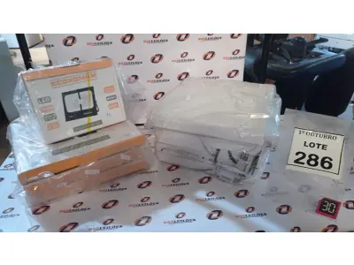 LOTE 286 - 01 LOTE COM VÁRIAS LUMINÁRIAS LED. (NO ESTADO) ATENÇÃO! FAZER A VISITAÇÃO ANTES DE ARREMATAR, NÃO SABEMOS SE FUNCIONA, LEILÃO NÃO TEM GARANTIA E NEM DEVOLUÇÃO, SUJEITO A POSSÍVEIS AVARIAS VISÍVEIS/OCULTAS E/OU AUSÊNCIA DE COMPONENTES.
