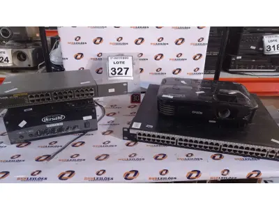 LOTE 327 - 02 SWITCHES, 01 PROJETOR MARCA EPSON E 01 MIXER AMPLIFICADOR. (NO ESTADO) ATENÇÃO! FAZER A VISITAÇÃO ANTES DE ARREMATAR, NÃO SABEMOS SE FUNCIONA, LEILÃO NÃO TEM GARANTIA E NEM DEVOLUÇÃO, SUJEITO A POSSÍVEIS AVARIAS VISÍVEIS/OCULTAS E/OU AUSÊNCIA DE COMPONENTES.