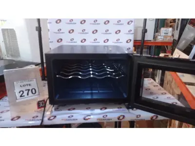 LOTE 270 - 01 ADEGA BIVOLT MARCA CADENCE. (NO ESTADO) ATENÇÃO! FAZER A VISITAÇÃO ANTES DE ARREMATAR, NÃO SABEMOS SE FUNCIONA, LEILÃO NÃO TEM GARANTIA E NEM DEVOLUÇÃO, SUJEITO A POSSÍVEIS AVARIAS VISÍVEIS/OCULTAS E/OU AUSÊNCIA DE COMPONENTES.