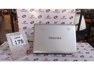 LOTE 175 - 01 NOTEBOOK MARCA TOSHIBA. (NO ESTADO) ATENÇÃO! FAZER A VISITAÇÃO ANTES DE ARREMATAR, NÃO SABEMOS SE FUNCIONA, LEILÃO NÃO TEM GARANTIA E NEM DEVOLUÇÃO, SUJEITO A POSSÍVEIS AVARIAS VISÍVEIS/OCULTAS E/OU AUSÊNCIA DE COMPONENTES.