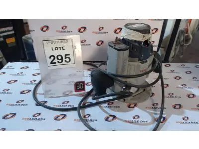 LOTE 295 - 01 TUPIA BOSH GOF/GFF 1600 CE. (NO ESTADO) ATENÇÃO! FAZER A VISITAÇÃO ANTES DE ARREMATAR, NÃO SABEMOS SE FUNCIONA, LEILÃO NÃO TEM GARANTIA E NEM DEVOLUÇÃO, SUJEITO A POSSÍVEIS AVARIAS VISÍVEIS/OCULTAS E/OU AUSÊNCIA DE COMPONENTES.