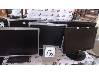 LOTE 333 - 06 MONITORES MARCAS E MODELOS DIVERSOS. (NO ESTADO) ATENÇÃO! FAZER A VISITAÇÃO ANTES DE ARREMATAR, NÃO SABEMOS SE FUNCIONA, LEILÃO NÃO TEM GARANTIA E NEM DEVOLUÇÃO, SUJEITO A POSSÍVEIS AVARIAS VISÍVEIS/OCULTAS E/OU AUSÊNCIA DE COMPONENTES.