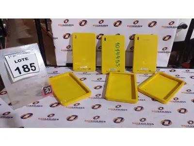 LOTE 185 - 03 TABLETS MARCA CCE. (NO ESTADO) ATENÇÃO! FAZER A VISITAÇÃO ANTES DE ARREMATAR, NÃO SABEMOS SE FUNCIONA, LEILÃO NÃO TEM GARANTIA E NEM DEVOLUÇÃO, SUJEITO A POSSÍVEIS AVARIAS VISÍVEIS/OCULTAS E/OU AUSÊNCIA DE COMPONENTES.