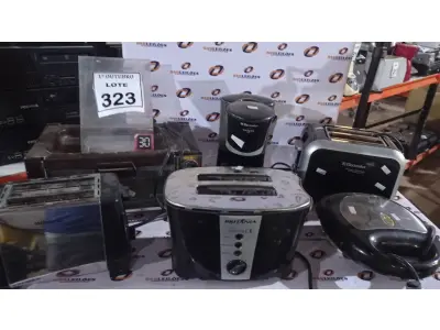 LOTE 323 - 03 TORRADEIRAS ELÉTRICAS, 03 SANDUICHEIRAS, 01 ESPREMEDOR, 01 MINI FORNO ELÉTRICO, 01 CAFETEIRA E 01 BALANÇA DE PRECISÃO. (NO ESTADO) ATENÇÃO! FAZER A VISITAÇÃO ANTES DE ARREMATAR, NÃO SABEMOS SE FUNCIONA, LEILÃO NÃO TEM GARANTIA E NEM DEVOLUÇÃO, SUJEITO A POSSÍVEIS AVARIAS VISÍVEIS/OCULTAS E/OU AUSÊNCIA DE COMPONENTES.