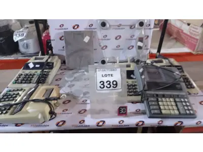 LOTE 339 - 05 CALCULADORAS E 03 BALANÇAS. (NO ESTADO) ATENÇÃO! FAZER A VISITAÇÃO ANTES DE ARREMATAR, NÃO SABEMOS SE FUNCIONA, LEILÃO NÃO TEM GARANTIA E NEM DEVOLUÇÃO, SUJEITO A POSSÍVEIS AVARIAS VISÍVEIS/OCULTAS E/OU AUSÊNCIA DE COMPONENTES.