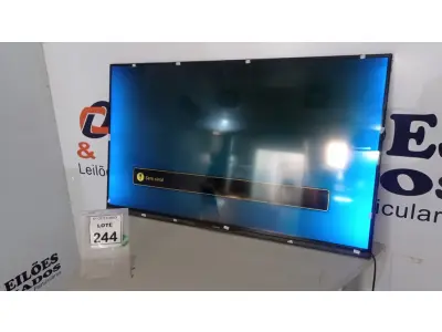 LOTE 244 - 01 TV LCD 50’’ MARCA PHILIPS. (NO ESTADO) ATENÇÃO! FAZER A VISITAÇÃO ANTES DE ARREMATAR, NÃO SABEMOS SE FUNCIONA, LEILÃO NÃO TEM GARANTIA E NEM DEVOLUÇÃO, SUJEITO A POSSÍVEIS AVARIAS VISÍVEIS/OCULTAS E/OU AUSÊNCIA DE COMPONENTES.