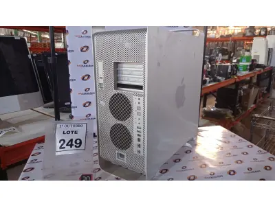 LOTE 249 - 01 SERVIDOR IMAC APPLE. (NO ESTADO) ATENÇÃO! FAZER A VISITAÇÃO ANTES DE ARREMATAR, NÃO SABEMOS SE FUNCIONA, LEILÃO NÃO TEM GARANTIA E NEM DEVOLUÇÃO, SUJEITO A POSSÍVEIS AVARIAS VISÍVEIS/OCULTAS E/OU AUSÊNCIA DE COMPONENTES.