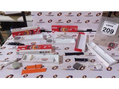 LOTE 209 - 04 RELÓGIOS SMARTWATCH. (NO ESTADO) ATENÇÃO! FAZER A VISITAÇÃO ANTES DE ARREMATAR, NÃO SABEMOS SE FUNCIONA, LEILÃO NÃO TEM GARANTIA E NEM DEVOLUÇÃO, SUJEITO A POSSÍVEIS AVARIAS VISÍVEIS/OCULTAS E/OU AUSÊNCIA DE COMPONENTES.