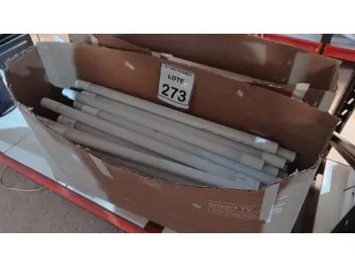 LOTE 273 - 01 LOTE COM GRANDE QUANTIDADE DE LÂMPADAS LED. (NO ESTADO) ATENÇÃO! FAZER A VISITAÇÃO ANTES DE ARREMATAR, NÃO SABEMOS SE FUNCIONA, LEILÃO NÃO TEM GARANTIA E NEM DEVOLUÇÃO, SUJEITO A POSSÍVEIS AVARIAS VISÍVEIS/OCULTAS E/OU AUSÊNCIA DE COMPONENTES.