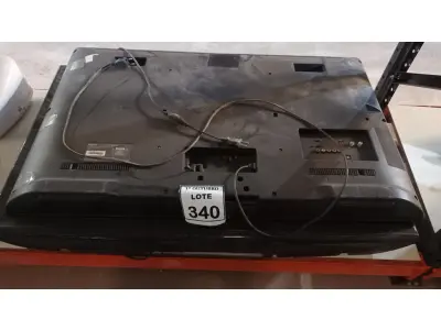 LOTE 340 - 01 TV LCD 42’’ MARCA PANASONIC E 01 TV LCD 40’’ MARCA SONY COM AVARIAS. (NO ESTADO) ATENÇÃO! FAZER A VISITAÇÃO ANTES DE ARREMATAR, NÃO SABEMOS SE FUNCIONA, LEILÃO NÃO TEM GARANTIA E NEM DEVOLUÇÃO, SUJEITO A POSSÍVEIS AVARIAS VISÍVEIS/OCULTAS E/OU AUSÊNCIA DE COMPONENTES.