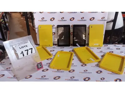 LOTE 177 - 04 TABLETS MARCA CCE. (NO ESTADO) ATENÇÃO! FAZER A VISITAÇÃO ANTES DE ARREMATAR, NÃO SABEMOS SE FUNCIONA, LEILÃO NÃO TEM GARANTIA E NEM DEVOLUÇÃO, SUJEITO A POSSÍVEIS AVARIAS VISÍVEIS/OCULTAS E/OU AUSÊNCIA DE COMPONENTES.