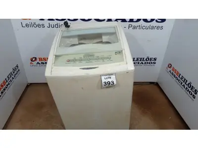 LOTE 393 - 01 MÁQUINA DE LAVAR 8KG 220V MARCA BRASTEMP. (NO ESTADO) ATENÇÃO! FAZER A VISITAÇÃO ANTES DE ARREMATAR, NÃO SABEMOS SE FUNCIONA, LEILÃO NÃO TEM GARANTIA E NEM DEVOLUÇÃO, SUJEITO A POSSÍVEIS AVARIAS VISÍVEIS/OCULTAS E/OU AUSÊNCIA DE COMPONENTES.