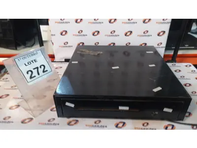 LOTE 272 - 01 GAVETA DE DINHEIRO. (NO ESTADO) ATENÇÃO! FAZER A VISITAÇÃO ANTES DE ARREMATAR, NÃO SABEMOS SE FUNCIONA, LEILÃO NÃO TEM GARANTIA E NEM DEVOLUÇÃO, SUJEITO A POSSÍVEIS AVARIAS VISÍVEIS/OCULTAS E/OU AUSÊNCIA DE COMPONENTES.