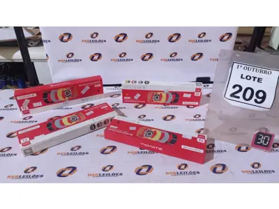 LOTE 209 - 04 RELÓGIOS SMARTWATCH. (NO ESTADO) ATENÇÃO! FAZER A VISITAÇÃO ANTES DE ARREMATAR, NÃO SABEMOS SE FUNCIONA, LEILÃO NÃO TEM GARANTIA E NEM DEVOLUÇÃO, SUJEITO A POSSÍVEIS AVARIAS VISÍVEIS/OCULTAS E/OU AUSÊNCIA DE COMPONENTES.