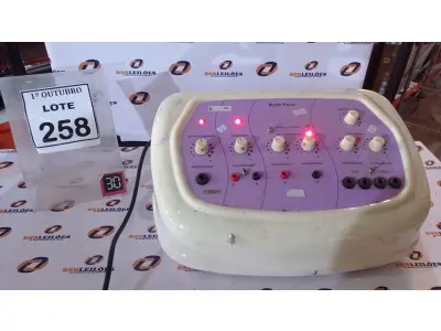 LOTE 258 - 01 APARELHO DE ALTA FREQUÊNCIA BELLE FACE MARCA ELETROBEL. (NO ESTADO) ATENÇÃO! FAZER A VISITAÇÃO ANTES DE ARREMATAR, NÃO SABEMOS SE FUNCIONA, LEILÃO NÃO TEM GARANTIA E NEM DEVOLUÇÃO, SUJEITO A POSSÍVEIS AVARIAS VISÍVEIS/OCULTAS E/OU AUSÊNCIA DE COMPONENTES
