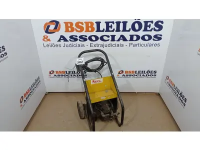 LOTE 362 - 01 LAVADORA DE ALTA PRESSÃO (INCOMPLETA). (NO ESTADO) ATENÇÃO! FAZER A VISITAÇÃO ANTES DE ARREMATAR, NÃO SABEMOS SE FUNCIONA, LEILÃO NÃO TEM GARANTIA E NEM DEVOLUÇÃO, SUJEITO A POSSÍVEIS AVARIAS VISÍVEIS/OCULTAS E/OU AUSÊNCIA DE COMPONENTES.