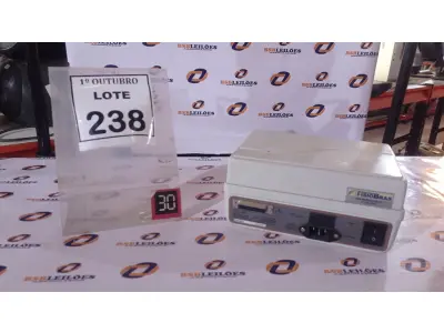 LOTE 238 - 01 GERADOR UNIVERSAL DE PULSO. (NO ESTADO) ATENÇÃO! FAZER A VISITAÇÃO ANTES DE ARREMATAR, NÃO SABEMOS SE FUNCIONA, LEILÃO NÃO TEM GARANTIA E NEM DEVOLUÇÃO, SUJEITO A POSSÍVEIS AVARIAS VISÍVEIS/OCULTAS E/OU AUSÊNCIA DE COMPONENTES.