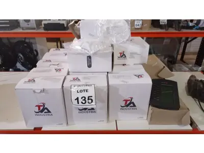 LOTE 135 - 01 LOTE COM GRANDE QUANTIDADE DE MÁSCARAS DESCARTÁVEIS TIPO CONCHA E 02 MÓDULOS DE EXPANSÃO TELEFÔNICO MARCA POLYCOM. (NO ESTADO) ATENÇÃO! FAZER A VISITAÇÃO ANTES DE ARREMATAR, NÃO SABEMOS SE FUNCIONA, LEILÃO NÃO TEM GARANTIA E NEM DEVOLUÇÃO, SUJEITO A POSSÍVEIS AVARIAS VISÍVEIS/OCULTAS E/OU AUSÊNCIA DE COMPONENTES.
