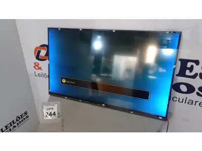 LOTE 244 - 01 TV LCD 50’’ MARCA PHILIPS. (NO ESTADO) ATENÇÃO! FAZER A VISITAÇÃO ANTES DE ARREMATAR, NÃO SABEMOS SE FUNCIONA, LEILÃO NÃO TEM GARANTIA E NEM DEVOLUÇÃO, SUJEITO A POSSÍVEIS AVARIAS VISÍVEIS/OCULTAS E/OU AUSÊNCIA DE COMPONENTES.