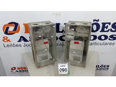 LOTE 090 - 02 RELÓGIOS COM DISJUNTORES PARA ENERGIA SOLAR. (NO ESTADO) ATENÇÃO! FAZER A VISITAÇÃO ANTES DE ARREMATAR, NÃO SABEMOS SE FUNCIONA, LEILÃO NÃO TEM GARANTIA E NEM DEVOLUÇÃO, SUJEITO A POSSÍVEIS AVARIAS VISÍVEIS/OCULTAS E/OU AUSÊNCIA DE COMPONENTES.