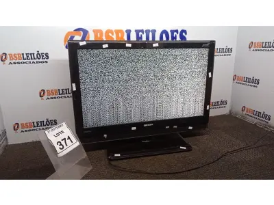 LOTE 371 - 01 TV LCD 26‘’ MARCA SEMP. (NO ESTADO) ATENÇÃO! FAZER A VISITAÇÃO ANTES DE ARREMATAR, NÃO SABEMOS SE FUNCIONA, LEILÃO NÃO TEM GARANTIA E NEM DEVOLUÇÃO, SUJEITO A POSSÍVEIS AVARIAS VISÍVEIS/OCULTAS E/OU AUSÊNCIA DE COMPONENTES.