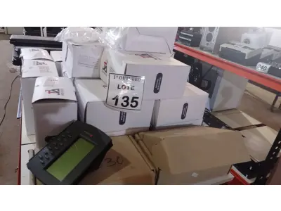 LOTE 135 - 01 LOTE COM GRANDE QUANTIDADE DE MÁSCARAS DESCARTÁVEIS TIPO CONCHA E 02 MÓDULOS DE EXPANSÃO TELEFÔNICO MARCA POLYCOM. (NO ESTADO) ATENÇÃO! FAZER A VISITAÇÃO ANTES DE ARREMATAR, NÃO SABEMOS SE FUNCIONA, LEILÃO NÃO TEM GARANTIA E NEM DEVOLUÇÃO, SUJEITO A POSSÍVEIS AVARIAS VISÍVEIS/OCULTAS E/OU AUSÊNCIA DE COMPONENTES.