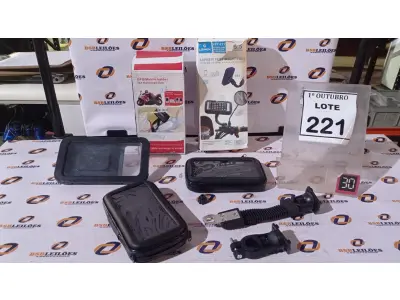 LOTE 221 - 03 SUPORTES DE CELULAR PARA MOTOCICLETAS. (NO ESTADO) ATENÇÃO! FAZER A VISITAÇÃO ANTES DE ARREMATAR, NÃO SABEMOS SE FUNCIONA, LEILÃO NÃO TEM GARANTIA E NEM DEVOLUÇÃO, SUJEITO A POSSÍVEIS AVARIAS VISÍVEIS/OCULTAS E/OU AUSÊNCIA DE COMPONENTES.
