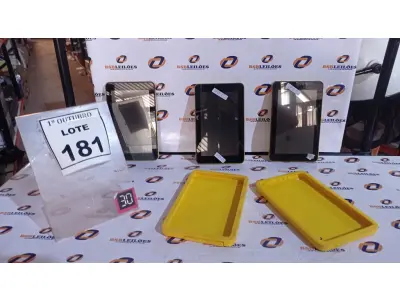 LOTE 181 - 03 TABLETS MARCA CCE. (NO ESTADO) ATENÇÃO! FAZER A VISITAÇÃO ANTES DE ARREMATAR, NÃO SABEMOS SE FUNCIONA, LEILÃO NÃO TEM GARANTIA E NEM DEVOLUÇÃO, SUJEITO A POSSÍVEIS AVARIAS VISÍVEIS/OCULTAS E/OU AUSÊNCIA DE COMPONENTES.