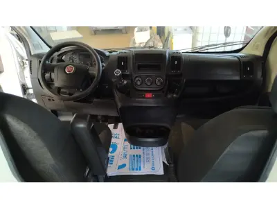 LOTE 512 - 01 I/FIAT DUCATO MAIA AMBULÂNCIA A DIESEL, ANO 2018/2019 NA COR BRANCA. (NO ESTADO)