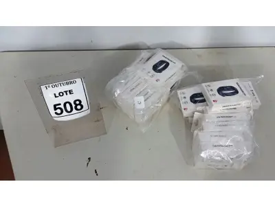 LOTE 508 - 01 LOTE COM GRANDE QUANTIDADE DE RELÓGIOS SMARTBAND FIT. (NO ESTADO) ATENÇÃO! FAZER A VISITAÇÃO ANTES DE ARREMATAR, NÃO SABEMOS SE FUNCIONA, LEILÃO NÃO TEM GARANTIA E NEM DEVOLUÇÃO, SUJEITO A POSSÍVEIS AVARIAS VISÍVEIS/OCULTAS E/OU AUSÊNCIA DE COMPONENTES.