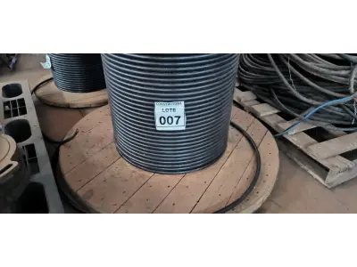 LOTE 007 - 01 CARRETEL EM MADEIRA COM FIO CORDEIRO HEPROCORD 1,95MM NA COR PRETO. (NO ESTADO) ATENÇÃO! FAZER A VISITAÇÃO ANTES DE ARREMATAR, NÃO SABEMOS SE FUNCIONA, LEILÃO NÃO TEM GARANTIA E NEM DEVOLUÇÃO, SUJEITO A POSSÍVEIS AVARIAS VISÍVEIS/OCULTAS E/OU AUSÊNCIA DE COMPONENTES.