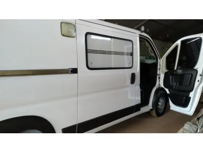 LOTE 512 - 01 I/FIAT DUCATO MAIA AMBULÂNCIA A DIESEL, ANO 2018/2019 NA COR BRANCA. (NO ESTADO)