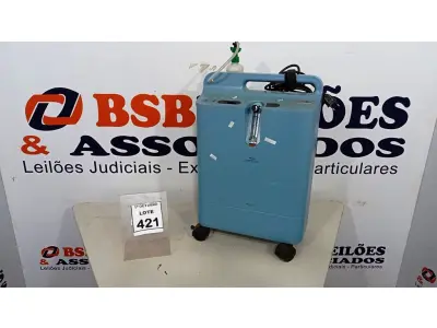 LOTE 421 - 01 CONCENTRADOR DE OXIGÊNIO. (NO ESTADO) ATENÇÃO! FAZER A VISITAÇÃO ANTES DE ARREMATAR, NÃO SABEMOS SE FUNCIONA, LEILÃO NÃO TEM GARANTIA E NEM DEVOLUÇÃO, SUJEITO A POSSÍVEIS AVARIAS VISÍVEIS/OCULTAS E/OU AUSÊNCIA DE COMPONENTES.