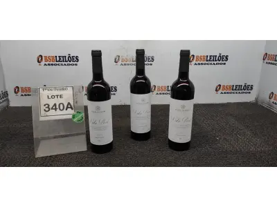 LOTE 340 - 03 GARRAFAS DE VINHO TINTO VALA REAL PORTUGUÊS SAFRA 2019 750ML. (NO ESTADO) ATENÇÃO! FAZER A VISITAÇÃO ANTES DE ARREMATAR, NÃO SABEMOS SE FUNCIONA, LEILÃO NÃO TEM GARANTIA E NEM DEVOLUÇÃO, SUJEITO A POSSÍVEIS AVARIAS VISÍVEIS/OCULTAS E/OU AUSÊNCIA DE COMPONENTES.