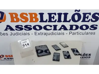 LOTE 514 - 05 SMARTPHONES MARCA POSITIVO 01 TABLET MARCA MOTOROLA. (NO ESTADO) ATENÇÃO! FAZER A VISITAÇÃO ANTES DE ARREMATAR, NÃO SABEMOS SE FUNCIONA, LEILÃO NÃO TEM GARANTIA E NEM DEVOLUÇÃO, SUJEITO A POSSÍVEIS AVARIAS VISÍVEIS/OCULTAS E/OU AUSÊNCIA DE COMPONENTES.
