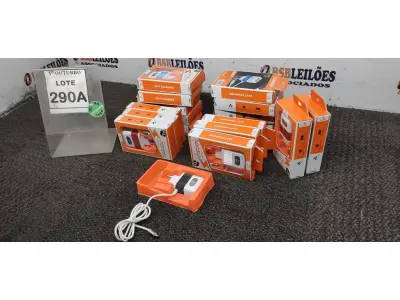 LOTE 290 - 01 LOTE COM VÁRIOS CARREGADORES. (NO ESTADO) ATENÇÃO! FAZER A VISITAÇÃO ANTES DE ARREMATAR, NÃO SABEMOS SE FUNCIONA, LEILÃO NÃO TEM GARANTIA E NEM DEVOLUÇÃO, SUJEITO A POSSÍVEIS AVARIAS VISÍVEIS/OCULTAS E/OU AUSÊNCIA DE COMPONENTES.