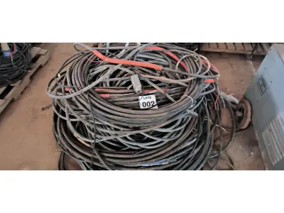 LOTE 002 - 01 LOTE COM CABOS ELÉTRICOS DIVERSOS. (NO ESTADO) ATENÇÃO! FAZER A VISITAÇÃO ANTES DE ARREMATAR, NÃO SABEMOS SE FUNCIONA, LEILÃO NÃO TEM GARANTIA E NEM DEVOLUÇÃO, SUJEITO A POSSÍVEIS AVARIAS VISÍVEIS/OCULTAS E/OU AUSÊNCIA DE COMPONENTES.