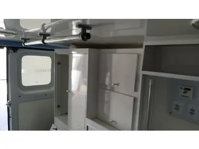 LOTE 512 - 01 I/FIAT DUCATO MAIA AMBULÂNCIA A DIESEL, ANO 2018/2019 NA COR BRANCA. (NO ESTADO)