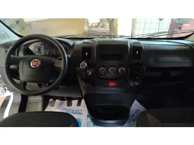 LOTE 512 - 01 I/FIAT DUCATO MAIA AMBULÂNCIA A DIESEL, ANO 2018/2019 NA COR BRANCA. (NO ESTADO)