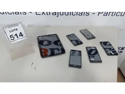 LOTE 514 - 05 SMARTPHONES MARCA POSITIVO 01 TABLET MARCA MOTOROLA. (NO ESTADO) ATENÇÃO! FAZER A VISITAÇÃO ANTES DE ARREMATAR, NÃO SABEMOS SE FUNCIONA, LEILÃO NÃO TEM GARANTIA E NEM DEVOLUÇÃO, SUJEITO A POSSÍVEIS AVARIAS VISÍVEIS/OCULTAS E/OU AUSÊNCIA DE COMPONENTES.