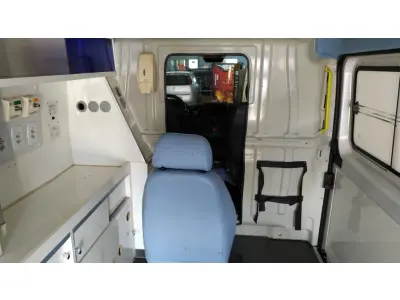 LOTE 512 - 01 I/FIAT DUCATO MAIA AMBULÂNCIA A DIESEL, ANO 2018/2019 NA COR BRANCA. (NO ESTADO)